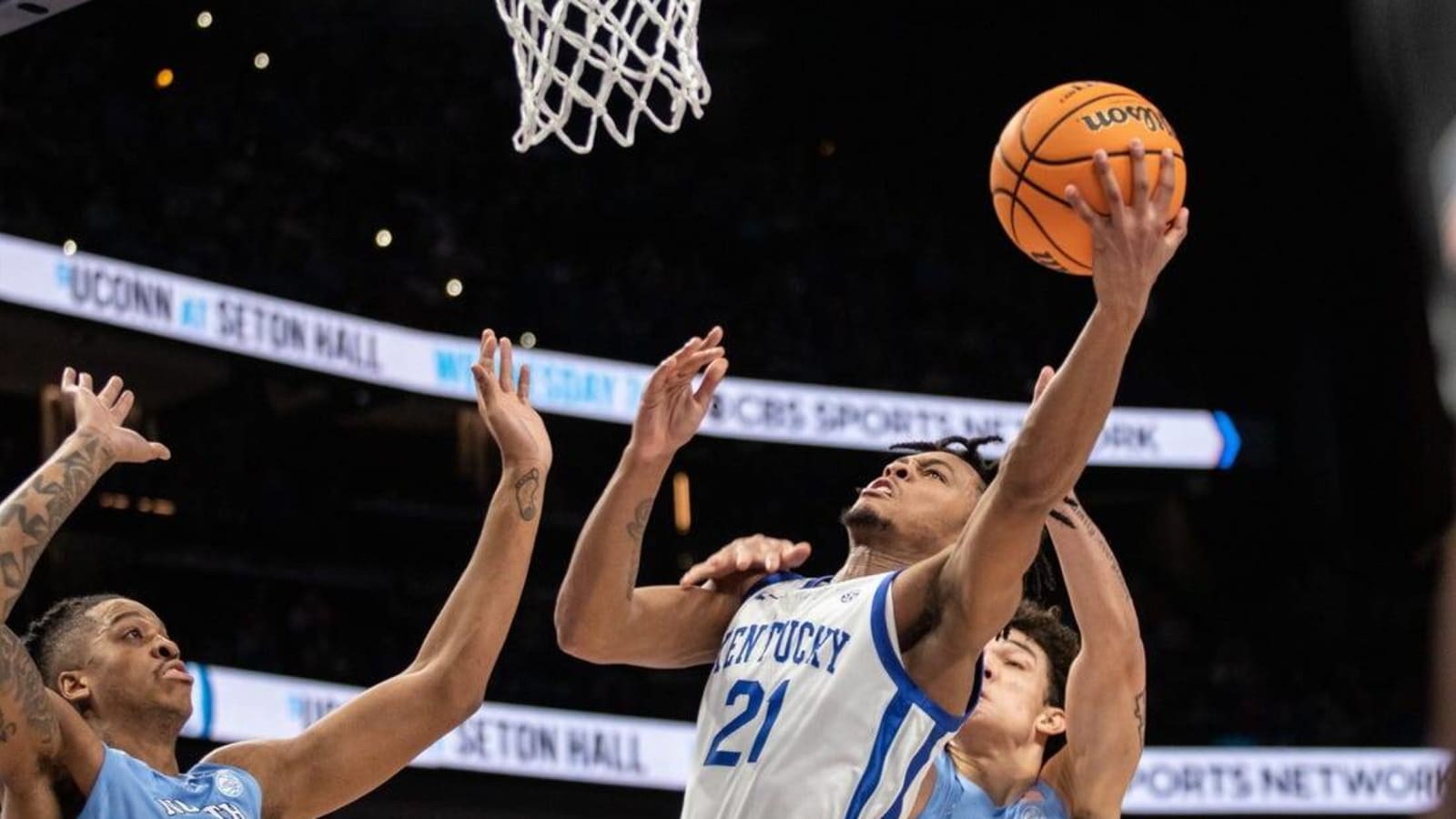 Rob Dillingham helps No. 14 Kentucky top No. 9 North Carolina