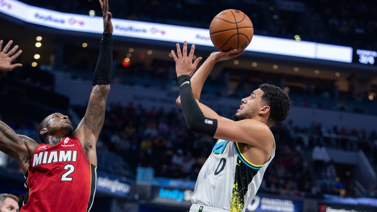 Pacers pull away from Heat after blowing 16-point lead