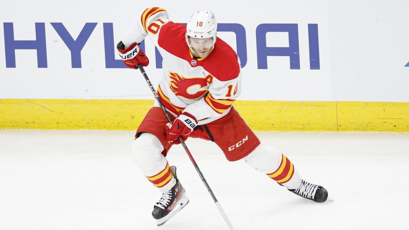 Flames bid to stay hot in first of two straight games vs. Blues