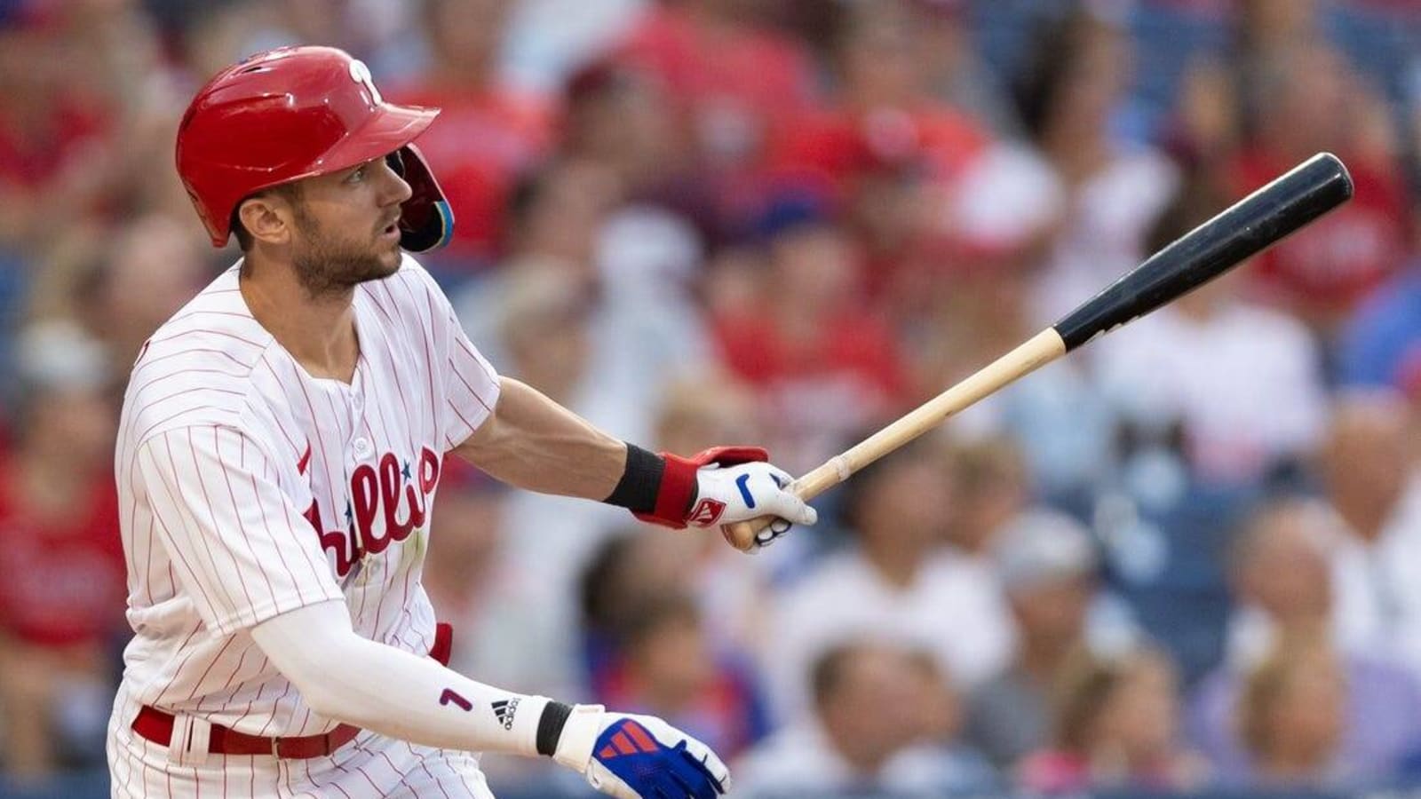 Joey Meneses homers twice as Nats split with Phillies