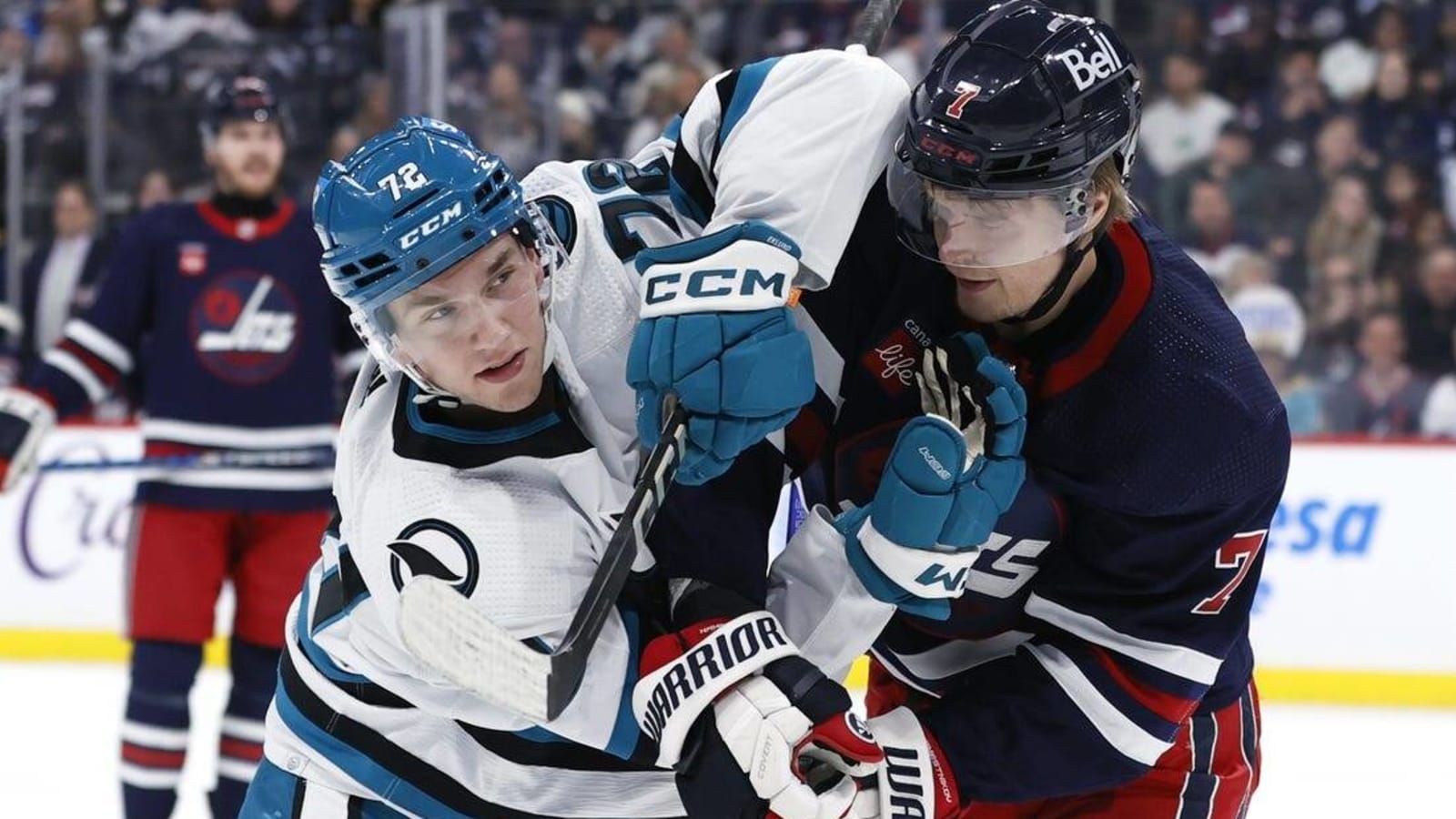 Connor Hellebuyck, Jets blank Sharks 1-0