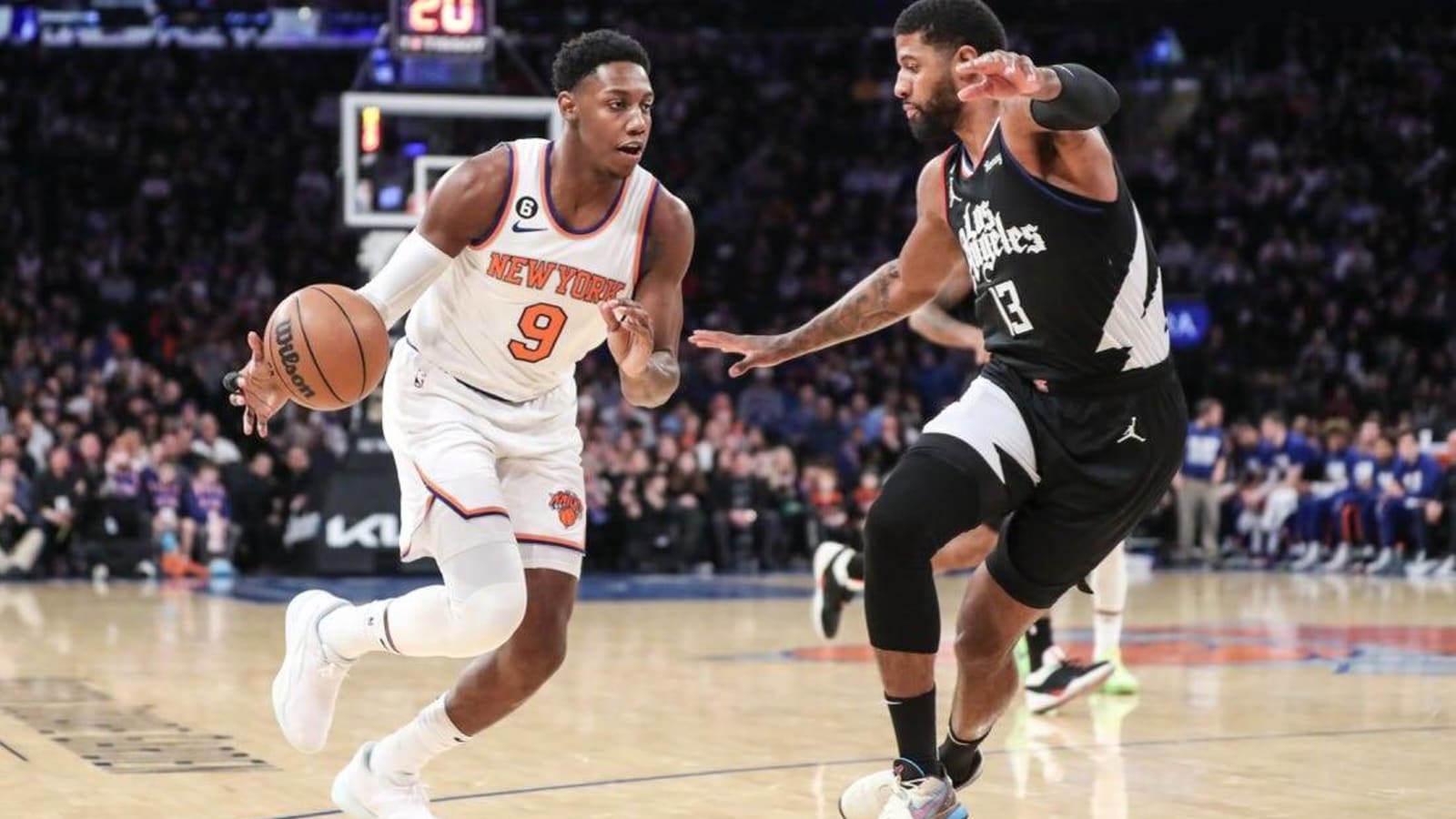 Clippers blow big lead, but beat Knicks in OT