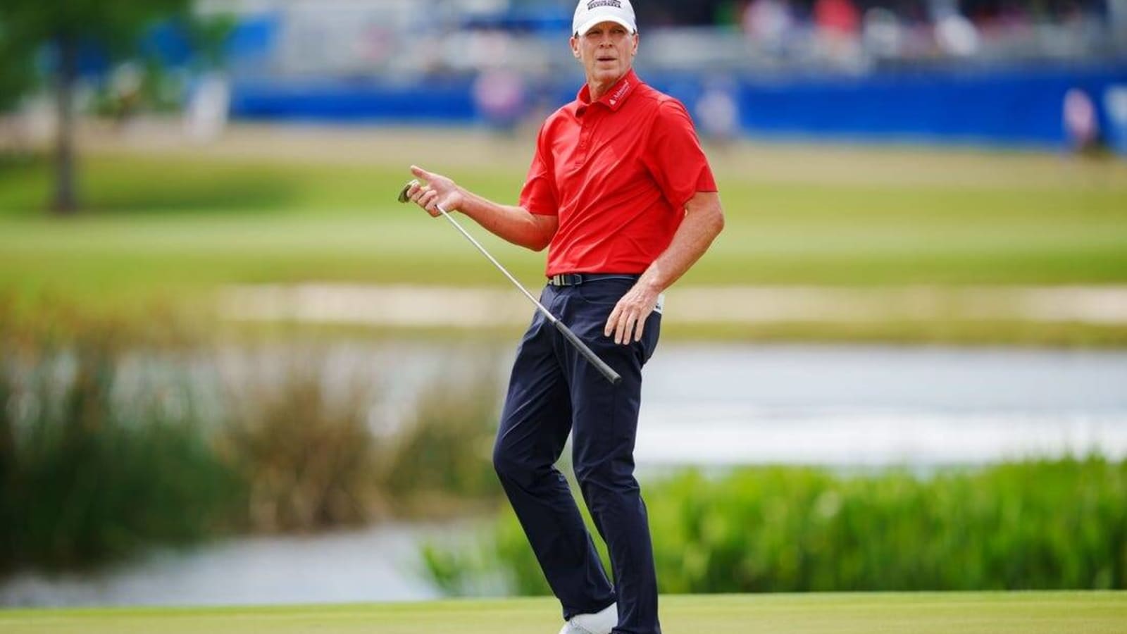 Steve Stricker still sizzling as leader at Principal Charity Classic