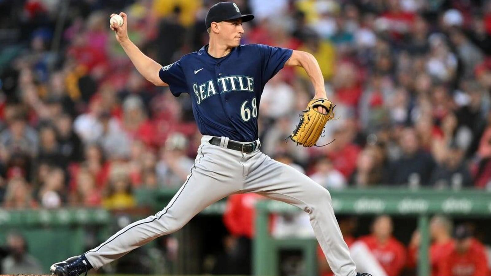 Cal Raleigh makes Fenway Park history as Mariners blast Red Sox