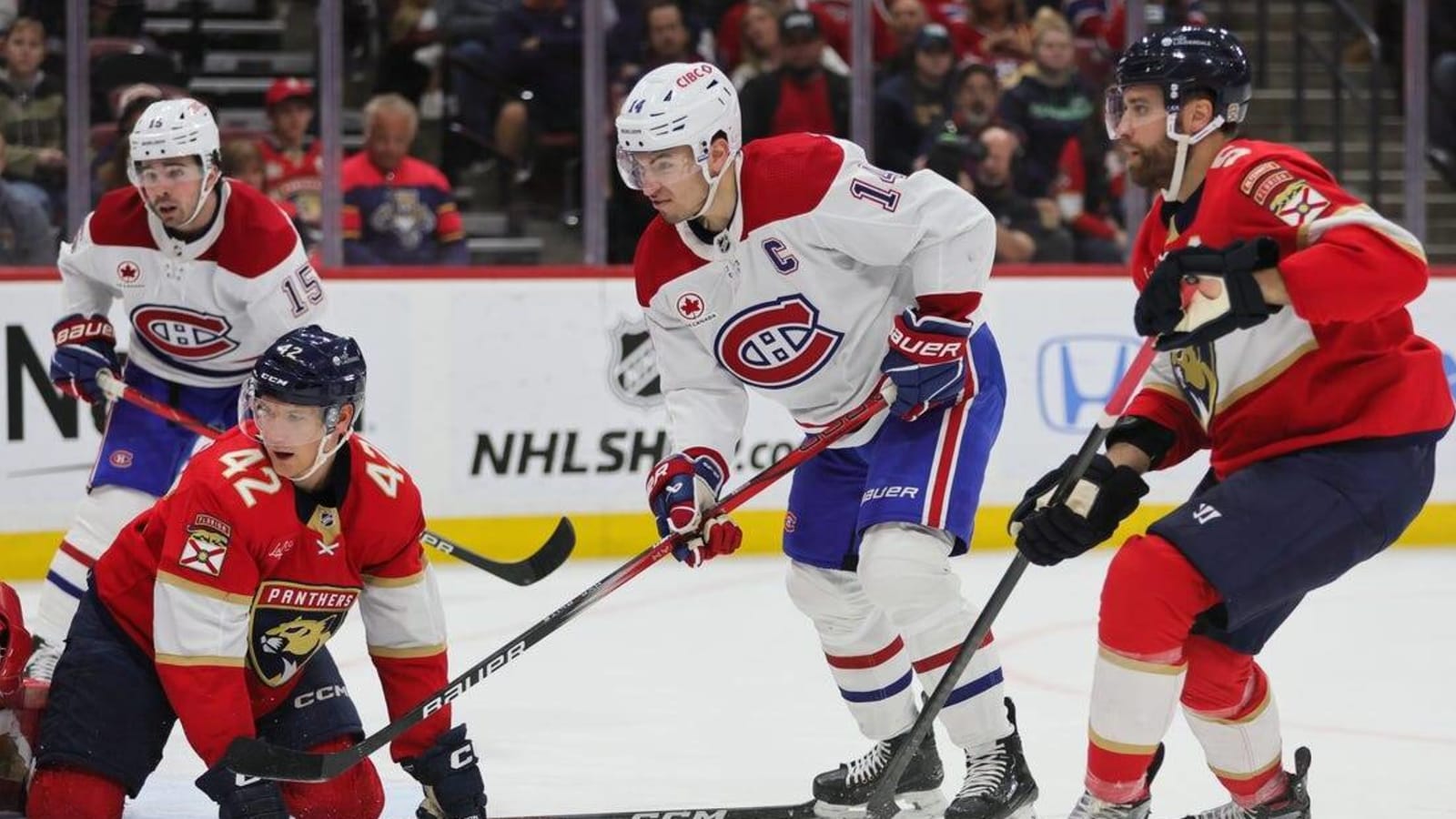 Anton Lundell nets shootout goal to lift Panthers past Canadiens