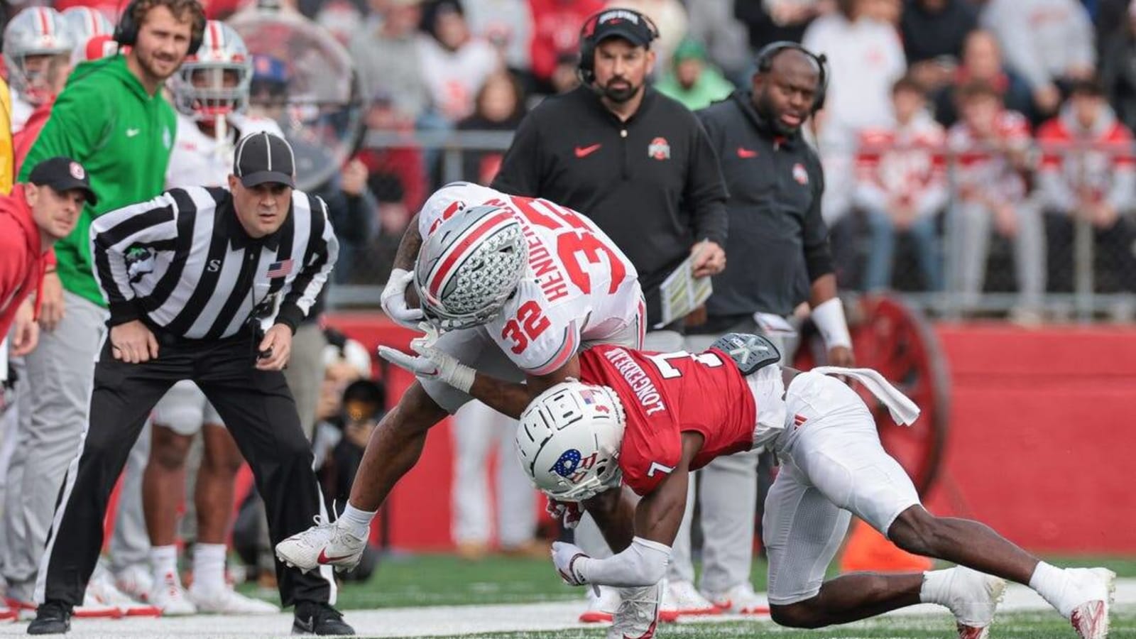 No. 1 Ohio State rights ship, zooms past Rutgers