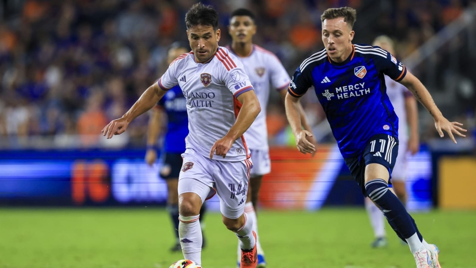 Dynamo transfer MF Nico Lodeiro to his boyhood Uruguayan team