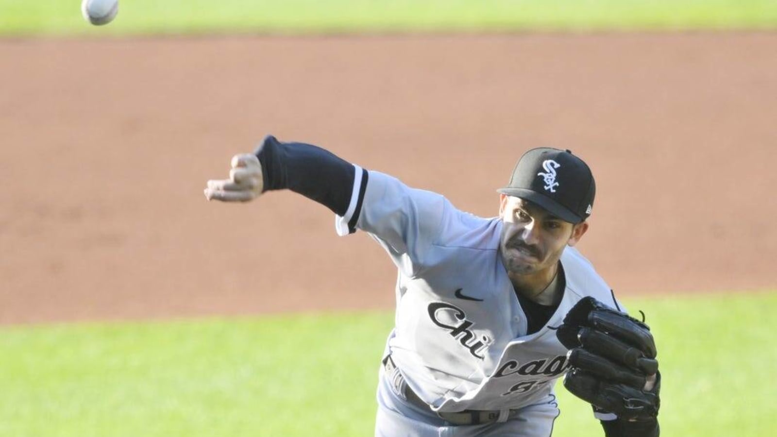 White Sox win, split series with Guardians as Dylan Cease