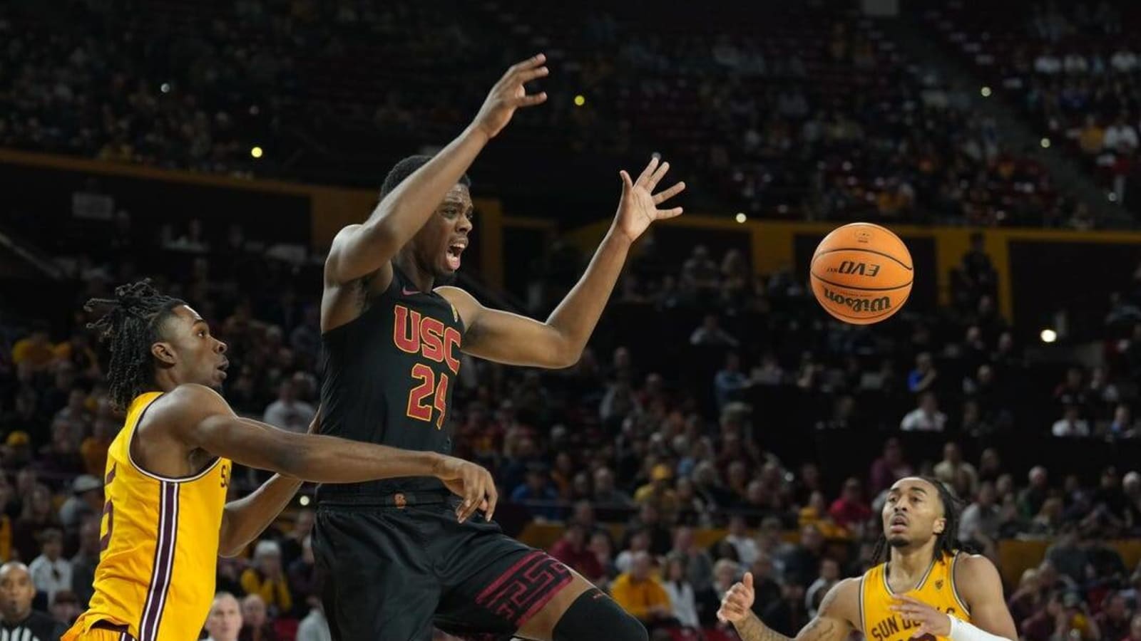 USC builds 24-point lead, more than enough to outlast Arizona St.