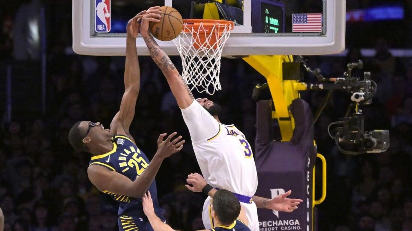 Lakers score season-best 150 points in win over Pacers