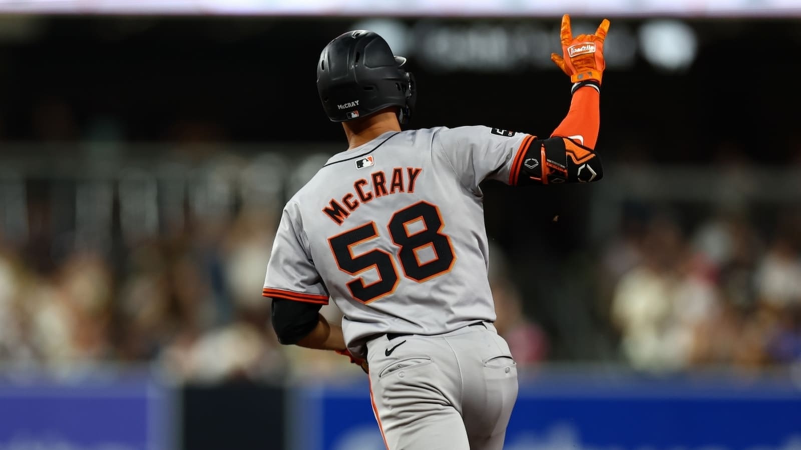 Grant McCray shines as Giants sink Padres