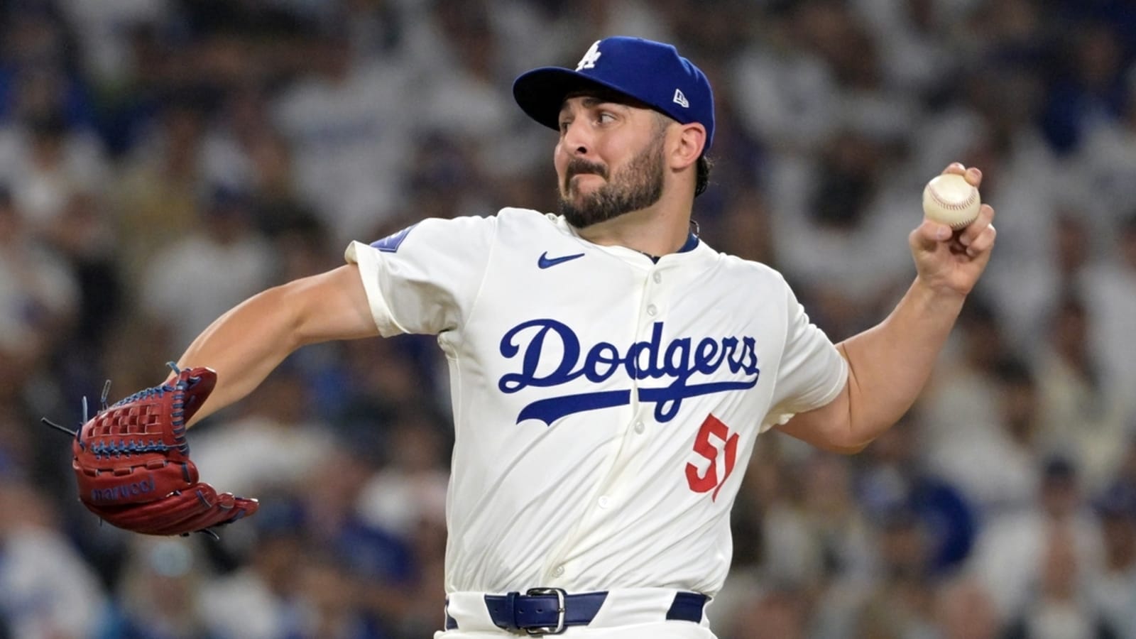Dodgers place LHP Alex Vesia, RHP Brusdar Graterol on WS roster
