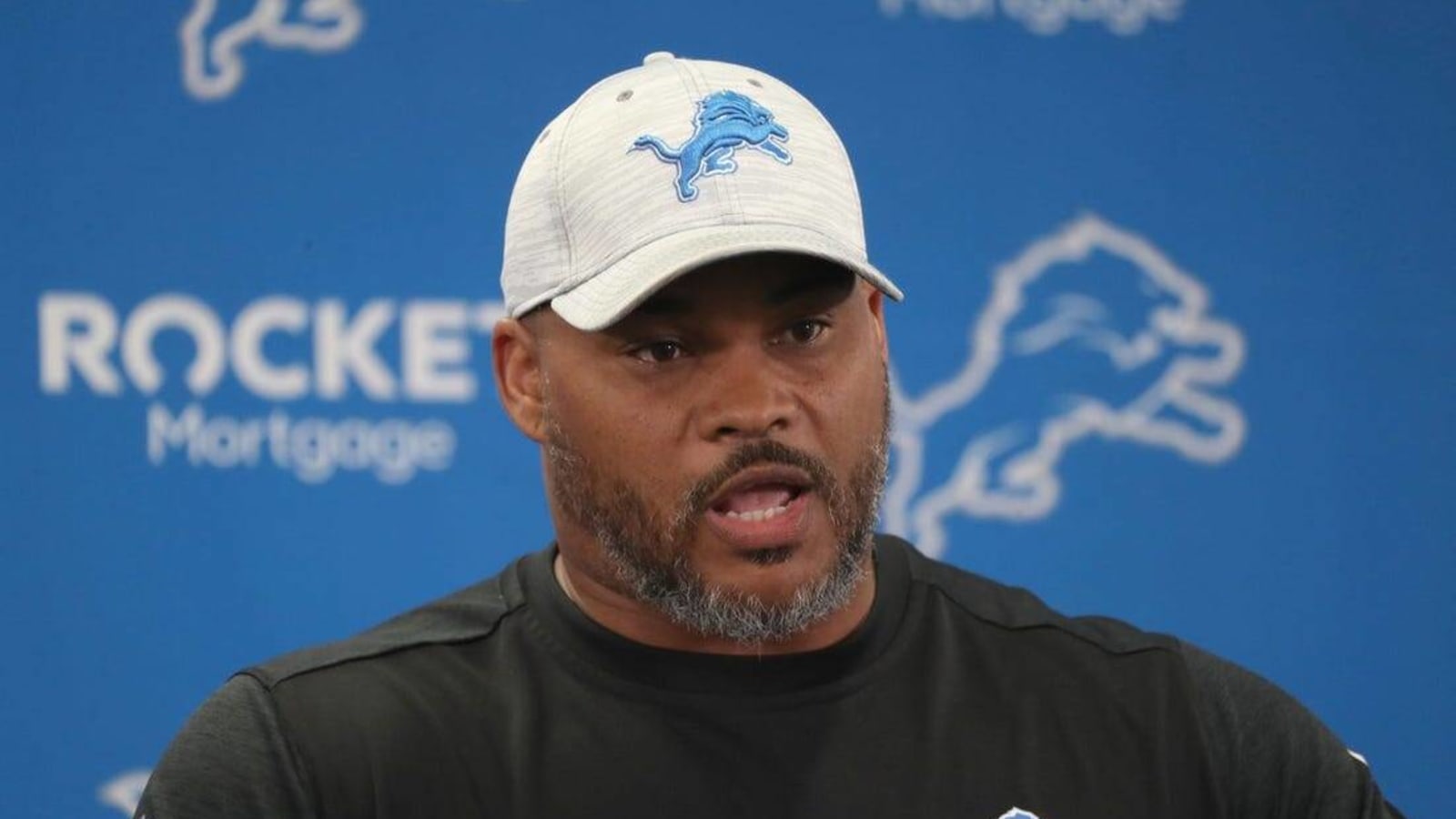 Reports: Duce Staley leaving Lions for Panthers