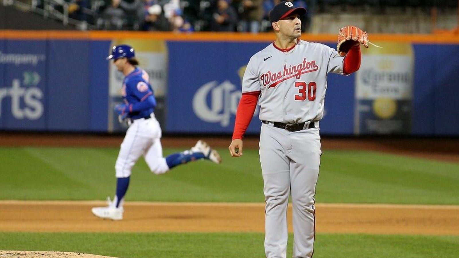 Division-title hopes dashed, Mets still sweep DH vs. Nats