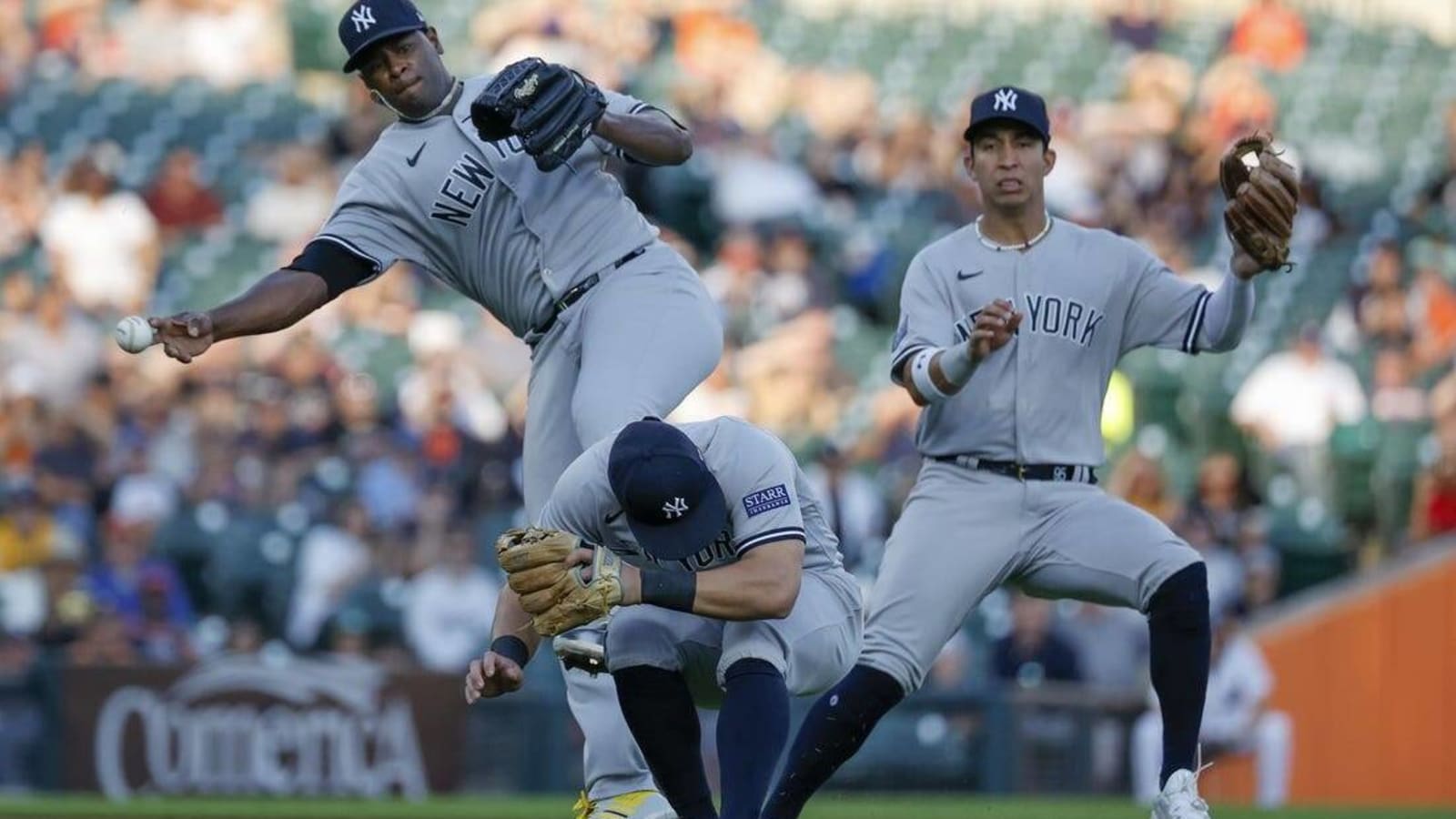 Yankees down Tigers to open four-game series