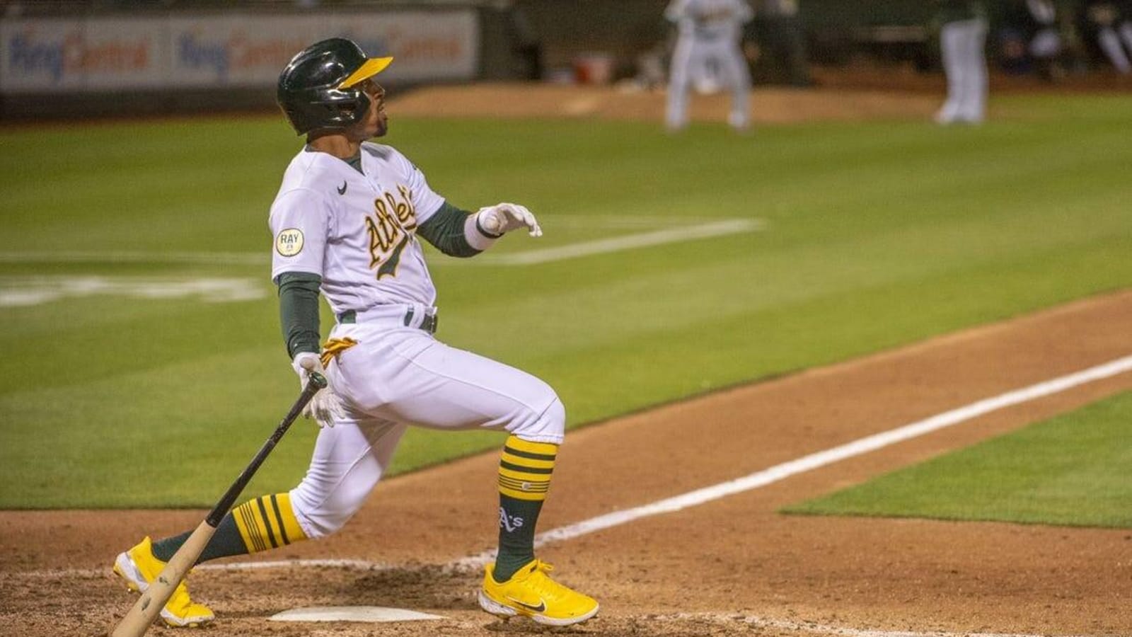 Trade rumors increase as A&#39;s seek sweep of Astros