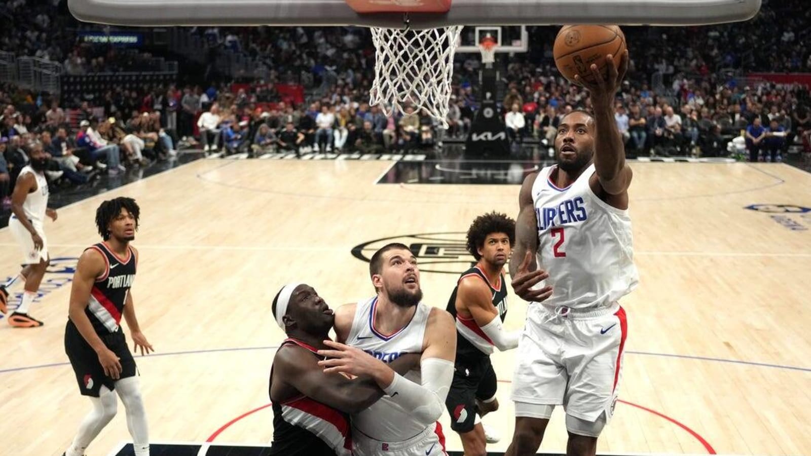 In-gear offenses clash as Clippers take on Kings