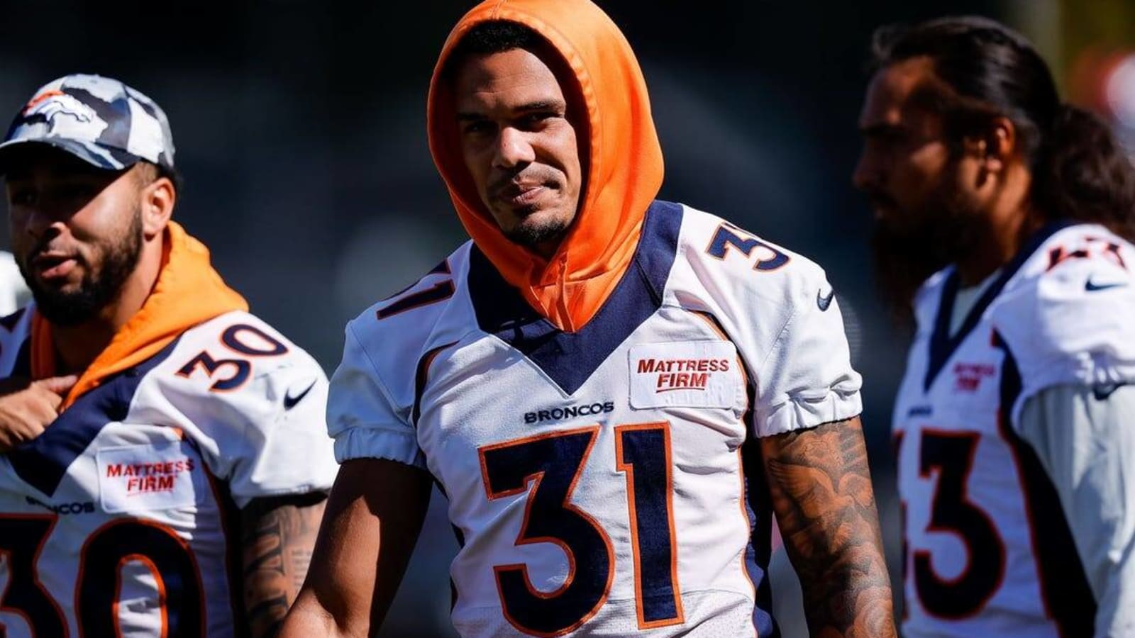 Report: Broncos activating S Justin Simmons for &#39;MNF&#39;