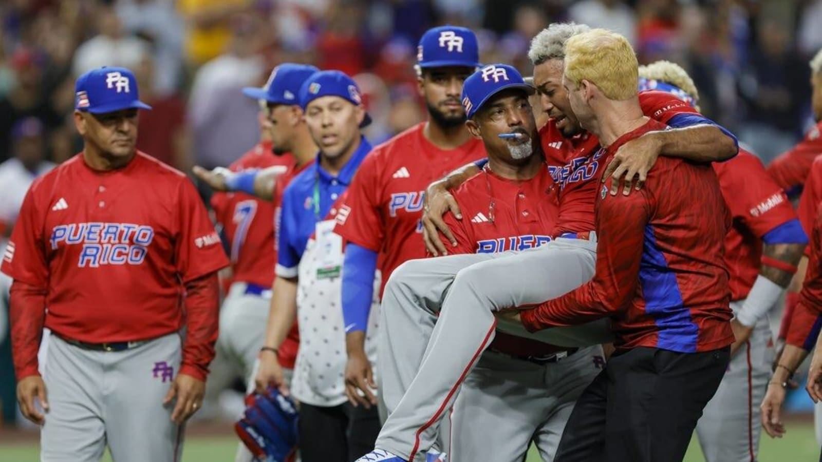 Puerto Rico, Mets closer Edwin Diaz injured in WBC win