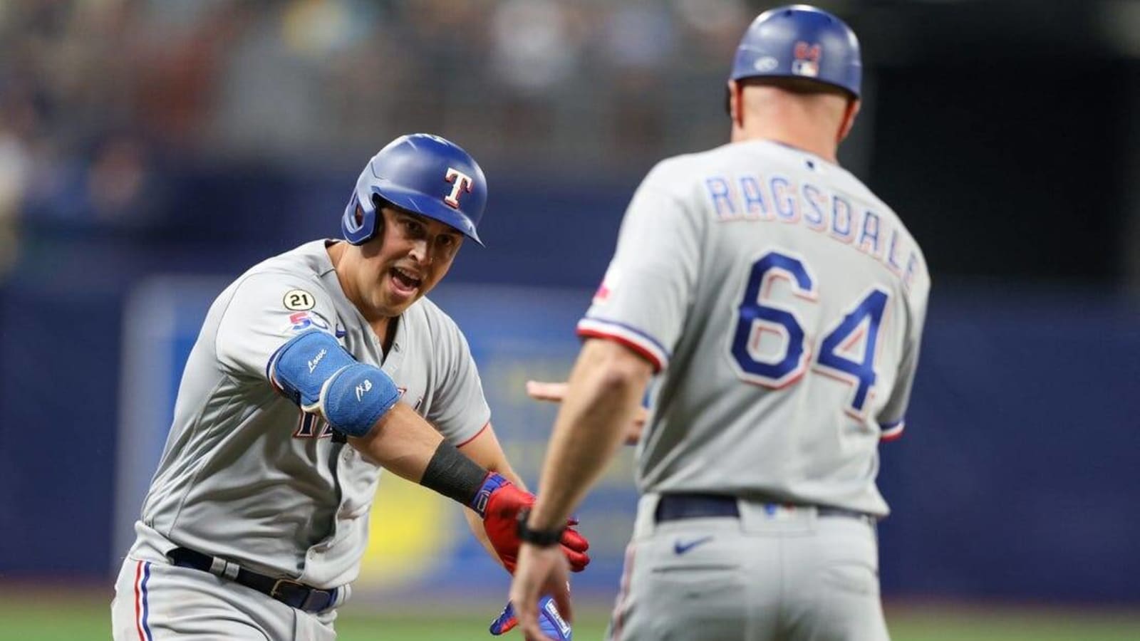 Nathaniel Lowe&#39;s HR lifts Rangers, stings Rays