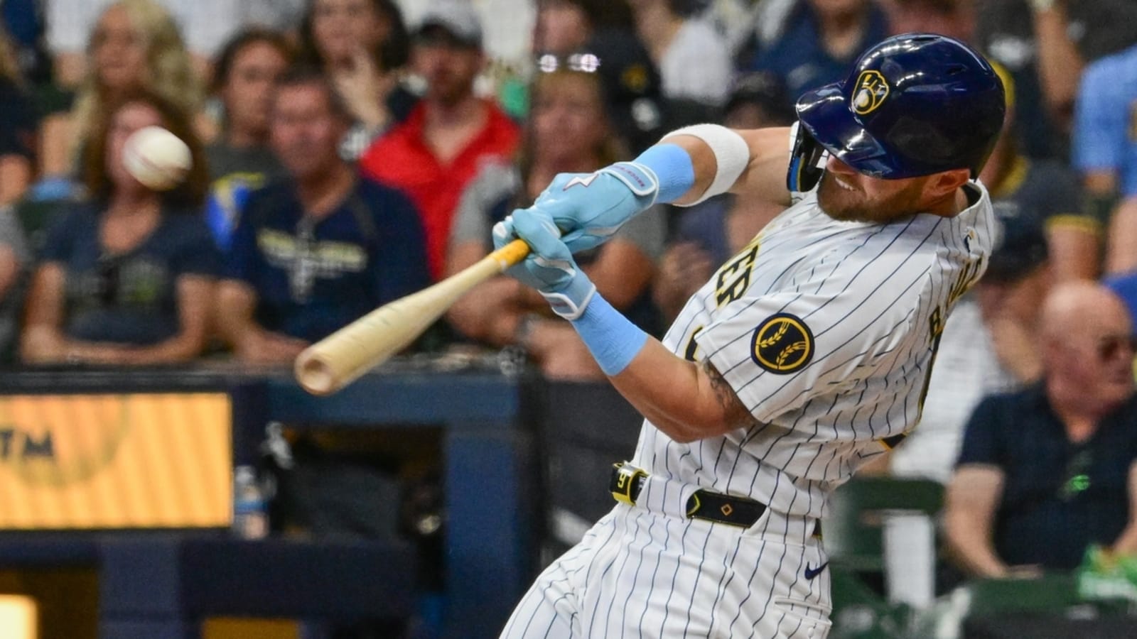 Brewers use bats, defense to top sweep-minded Marlins