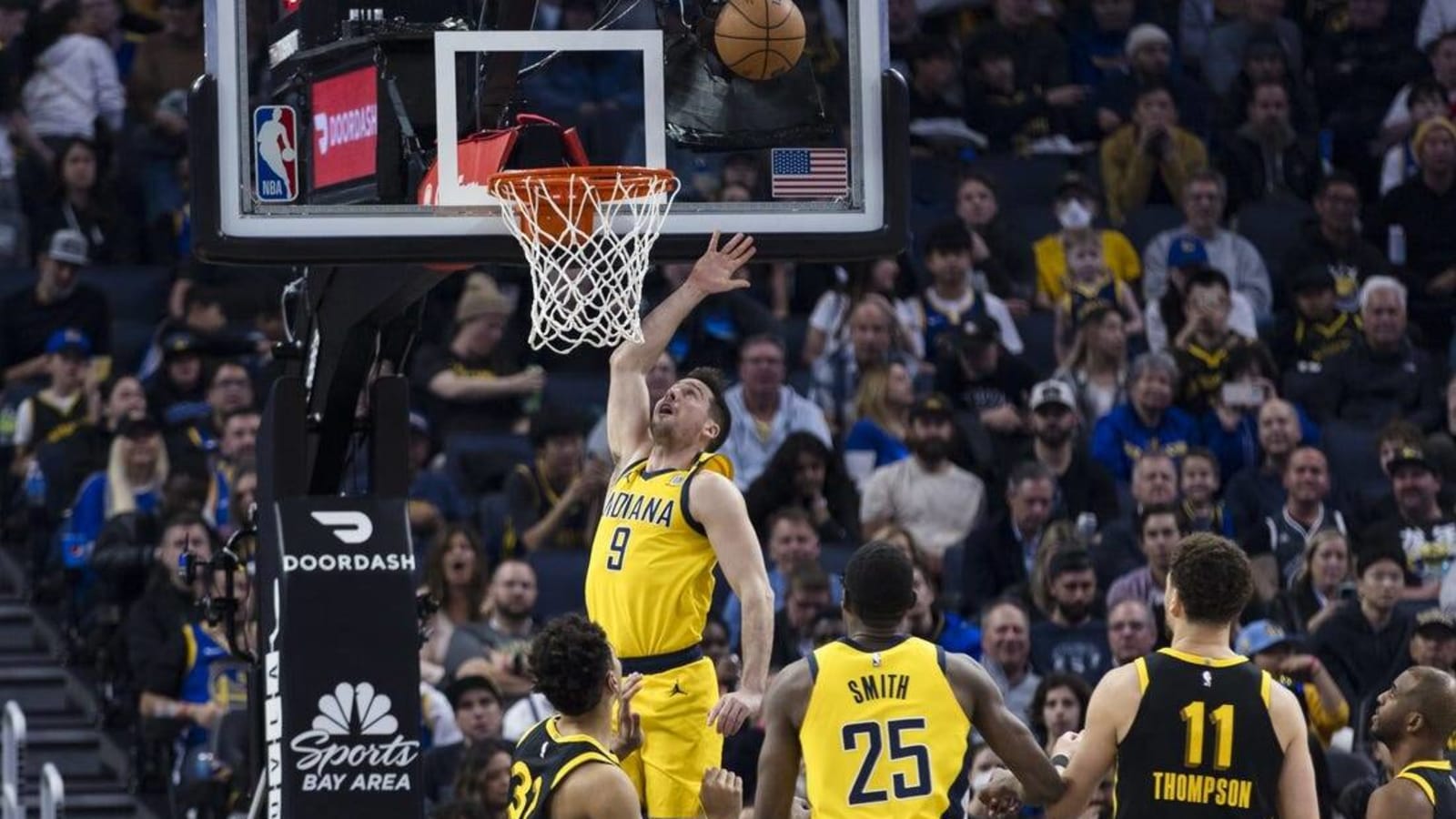 Pacers take over in third quarter, defeat Warriors