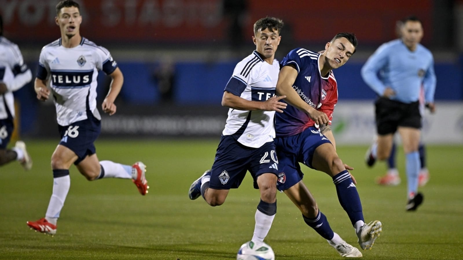 Tristan Blackmon&#39;s goal allows hot Whitecaps to beat FC Dallas