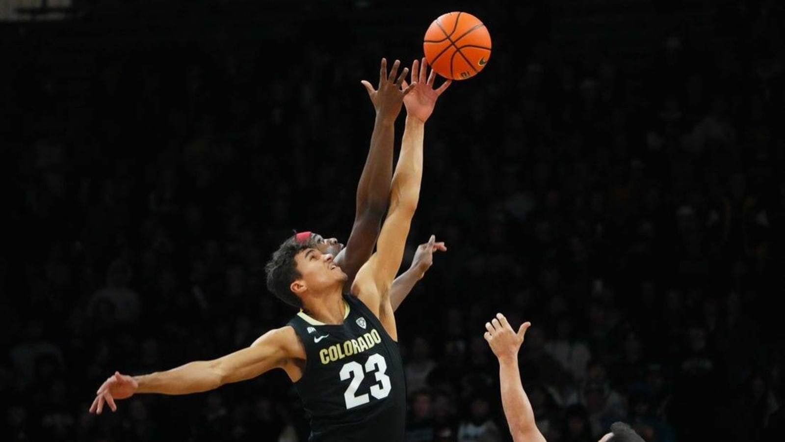 Colorado rallies past shorthanded USC