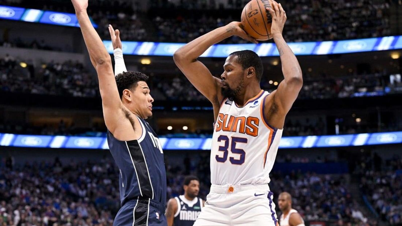 Kevin Durant (37 points), Suns outlast Kyrie Irving, Mavericks