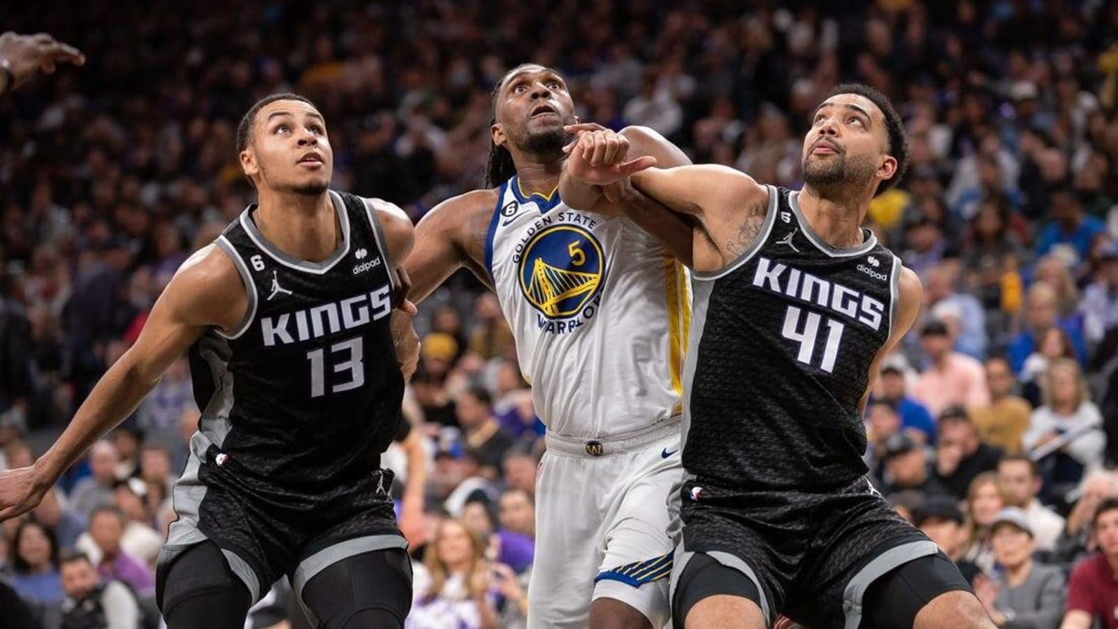 Golden State Warriors at Sacramento Kings for 4/15: Dubs begin title defense