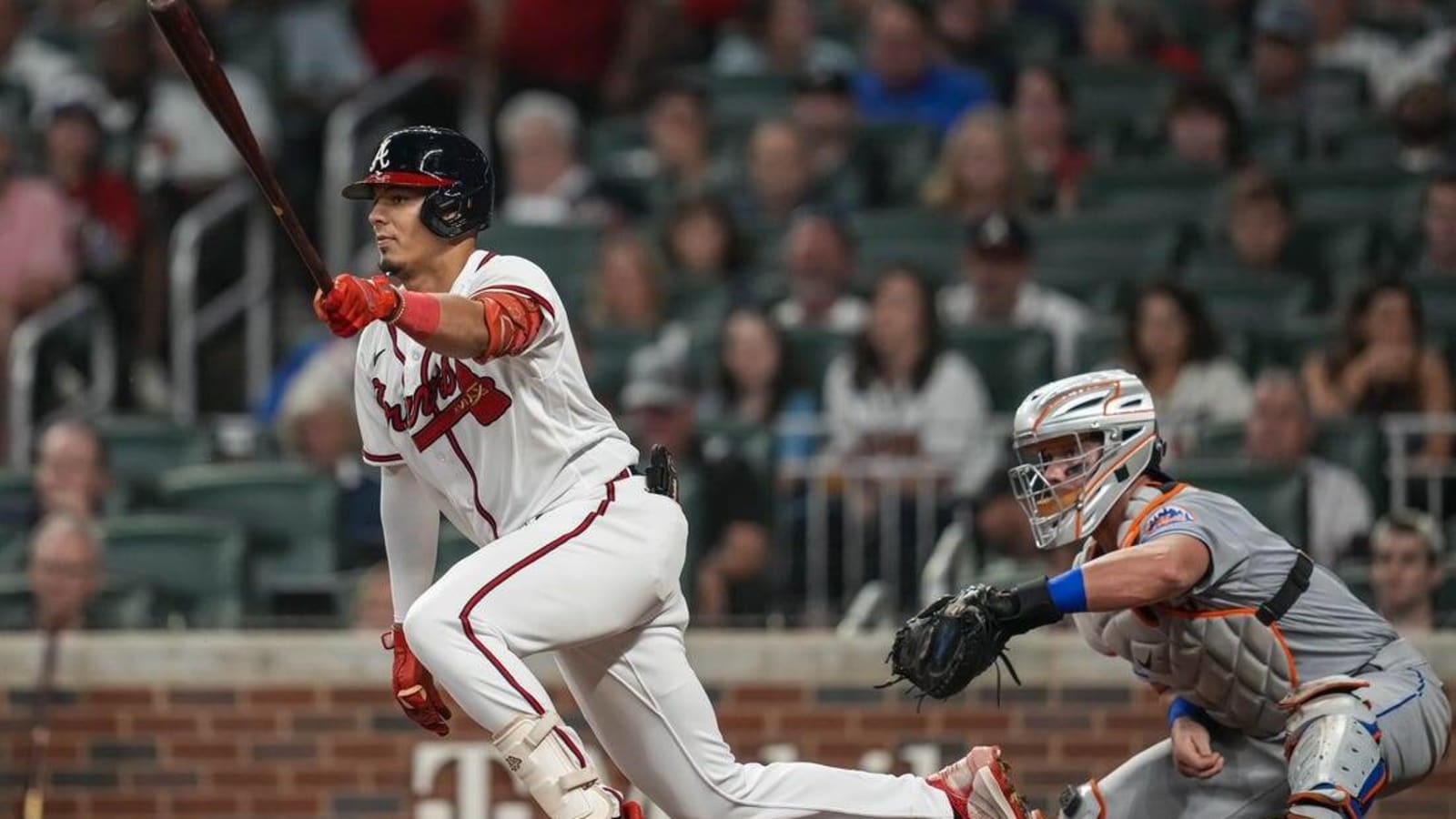 Braves, Mets begin battle to decide NL East