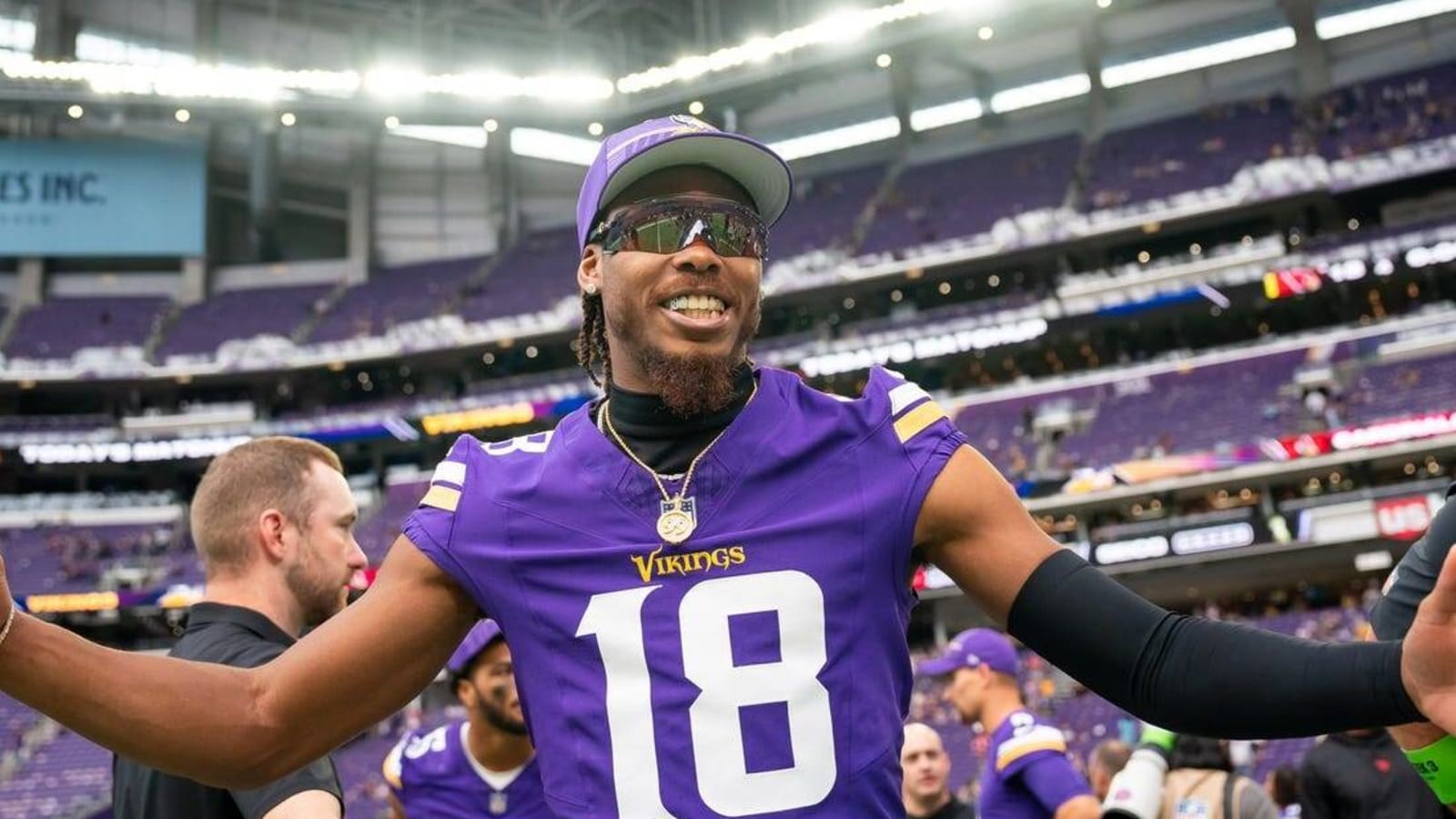 Vikings WR Justin Jefferson wants new deal, but 'it's up to them'