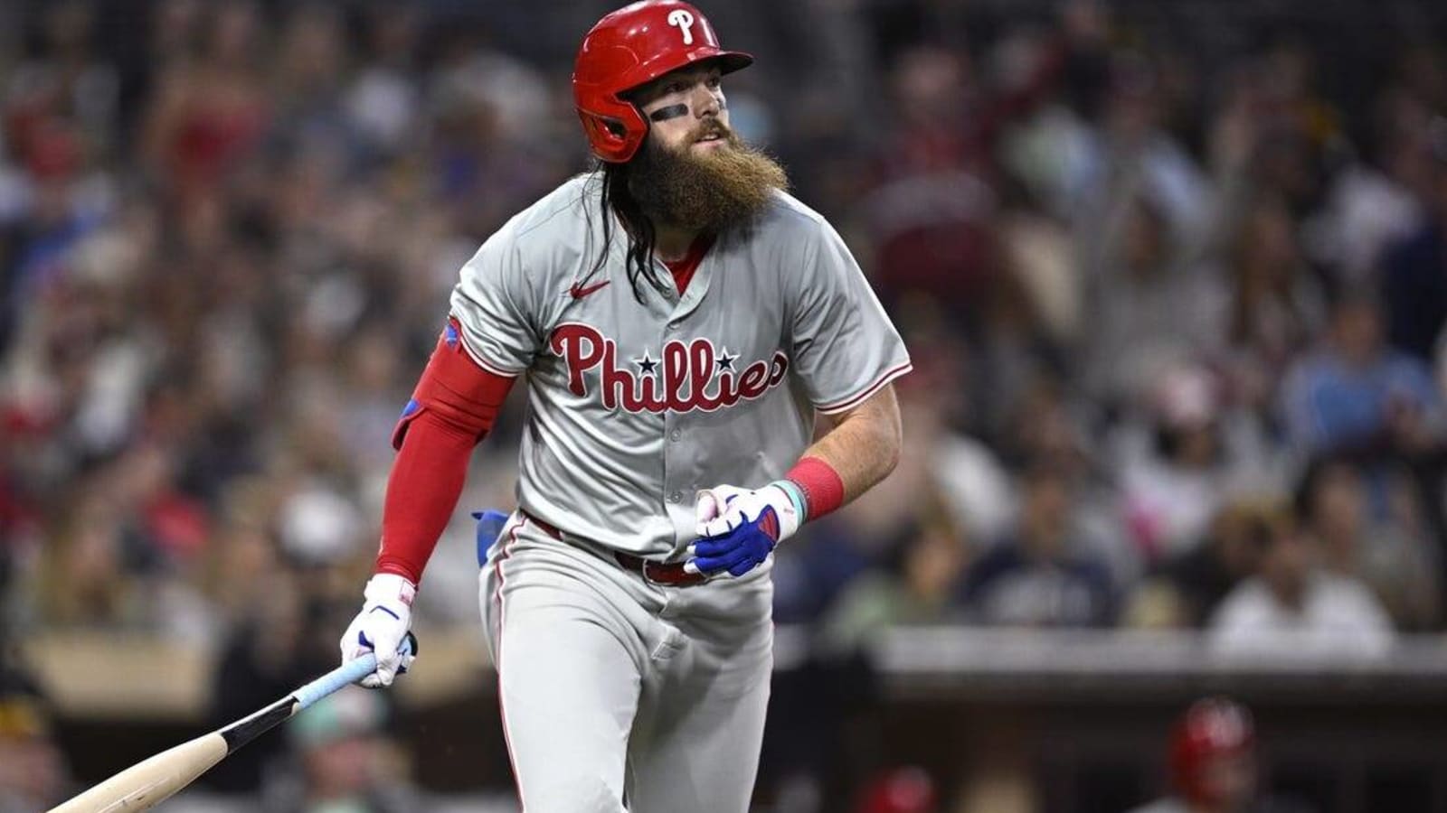 Phillies pound five home runs, pummel Padres