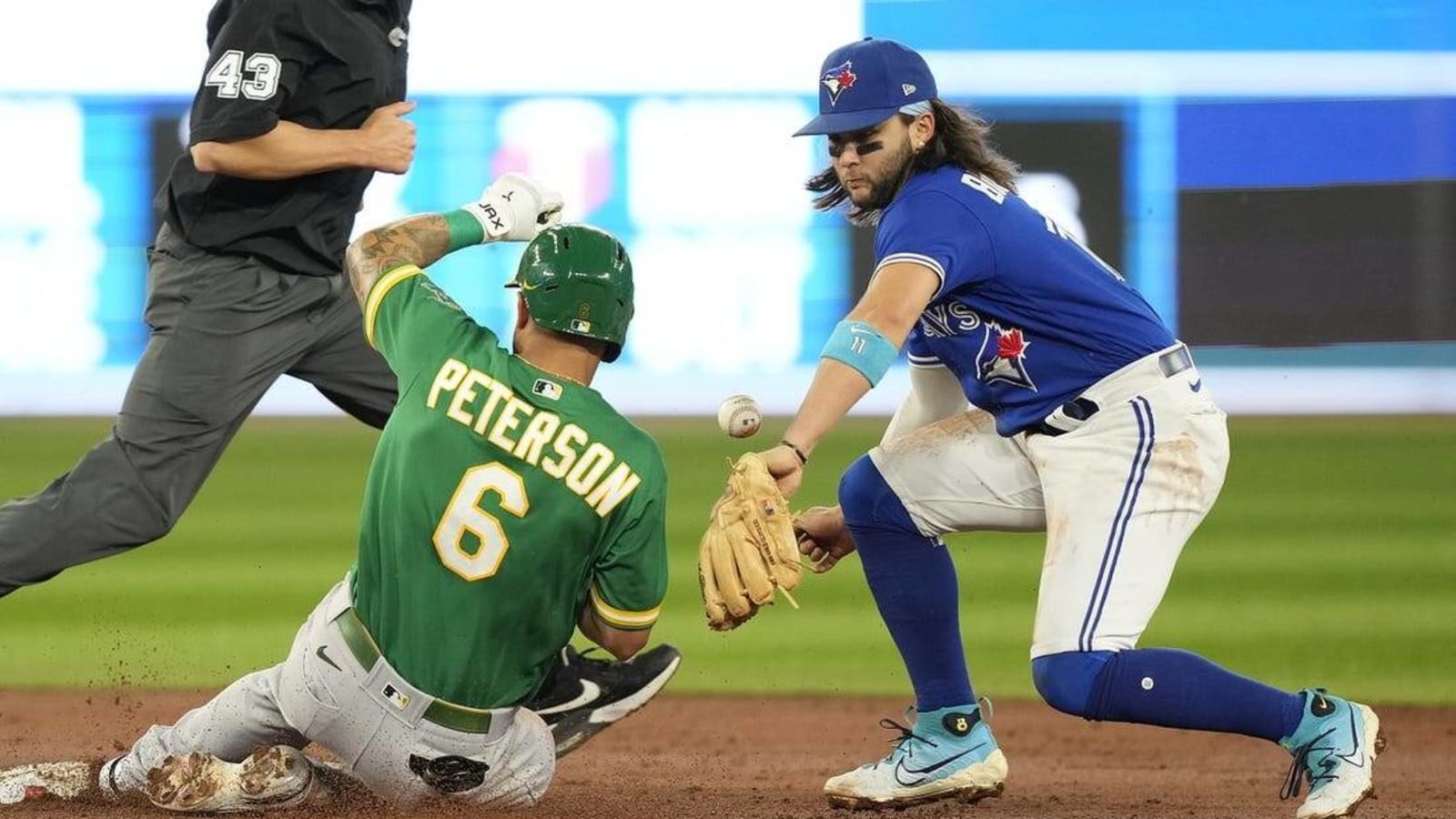 Danny Jansen, Vladimir Guerrero Jr. lead Blue Jays past A's