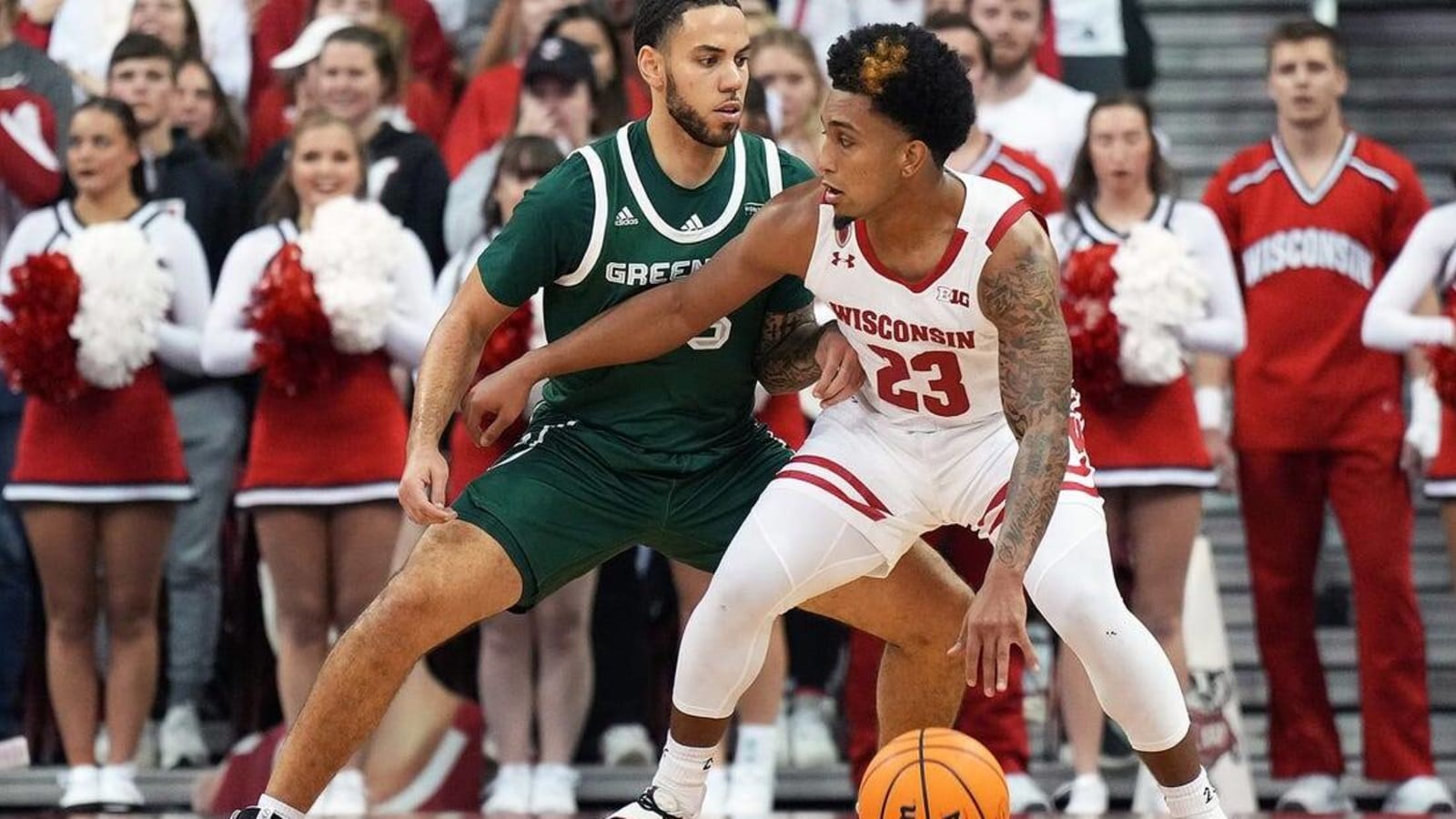 Wisconsin overcomes cold shooting to handle Green Bay