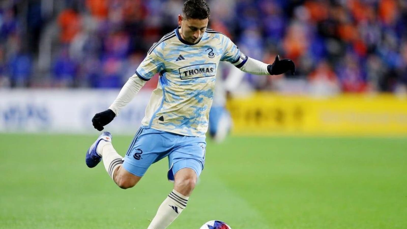 Union sign M Alejandro Bedoya to expanded role