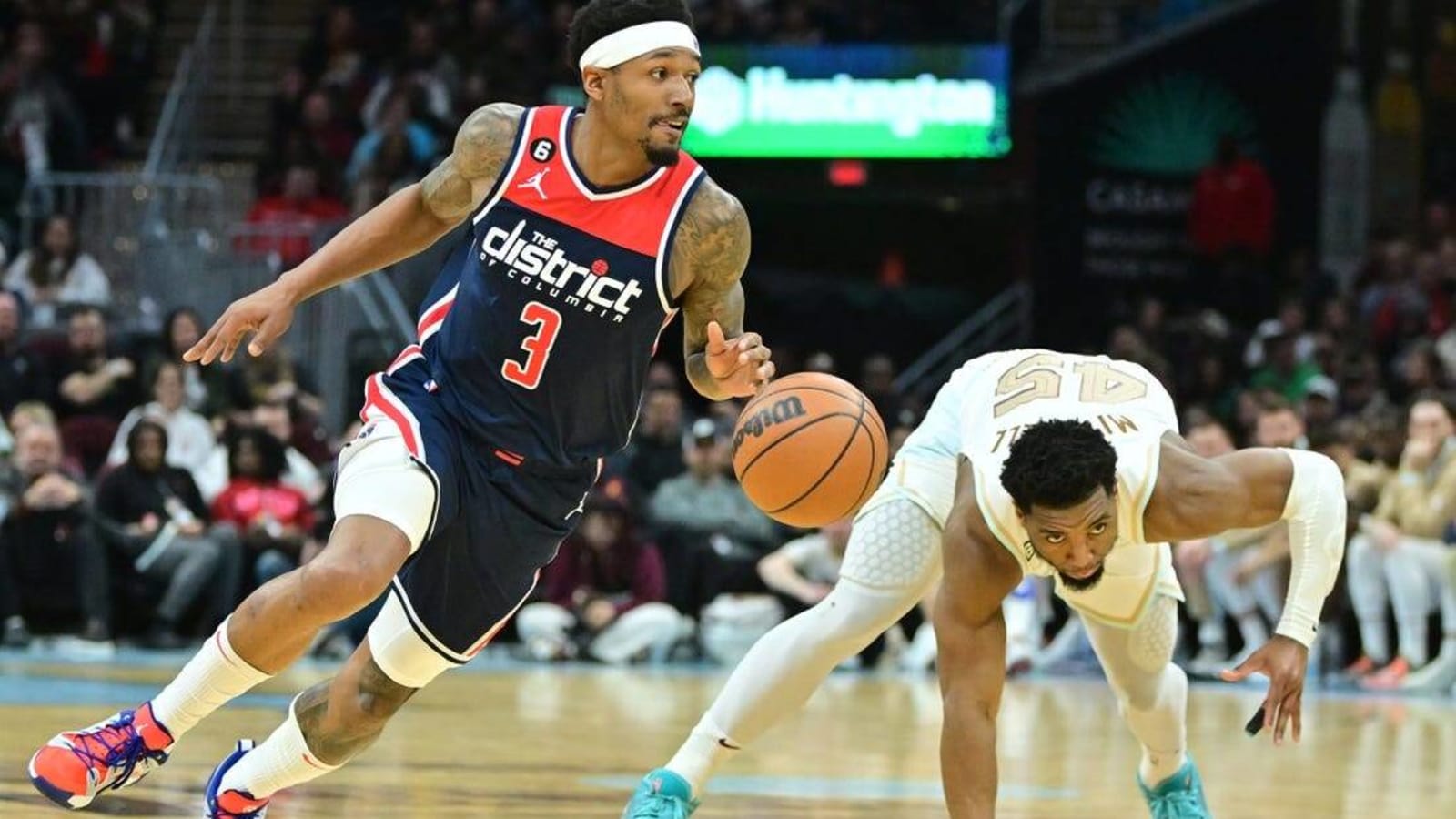 Beal-ievers: Suns&#39; title odds shorten after Bradley Beal trade