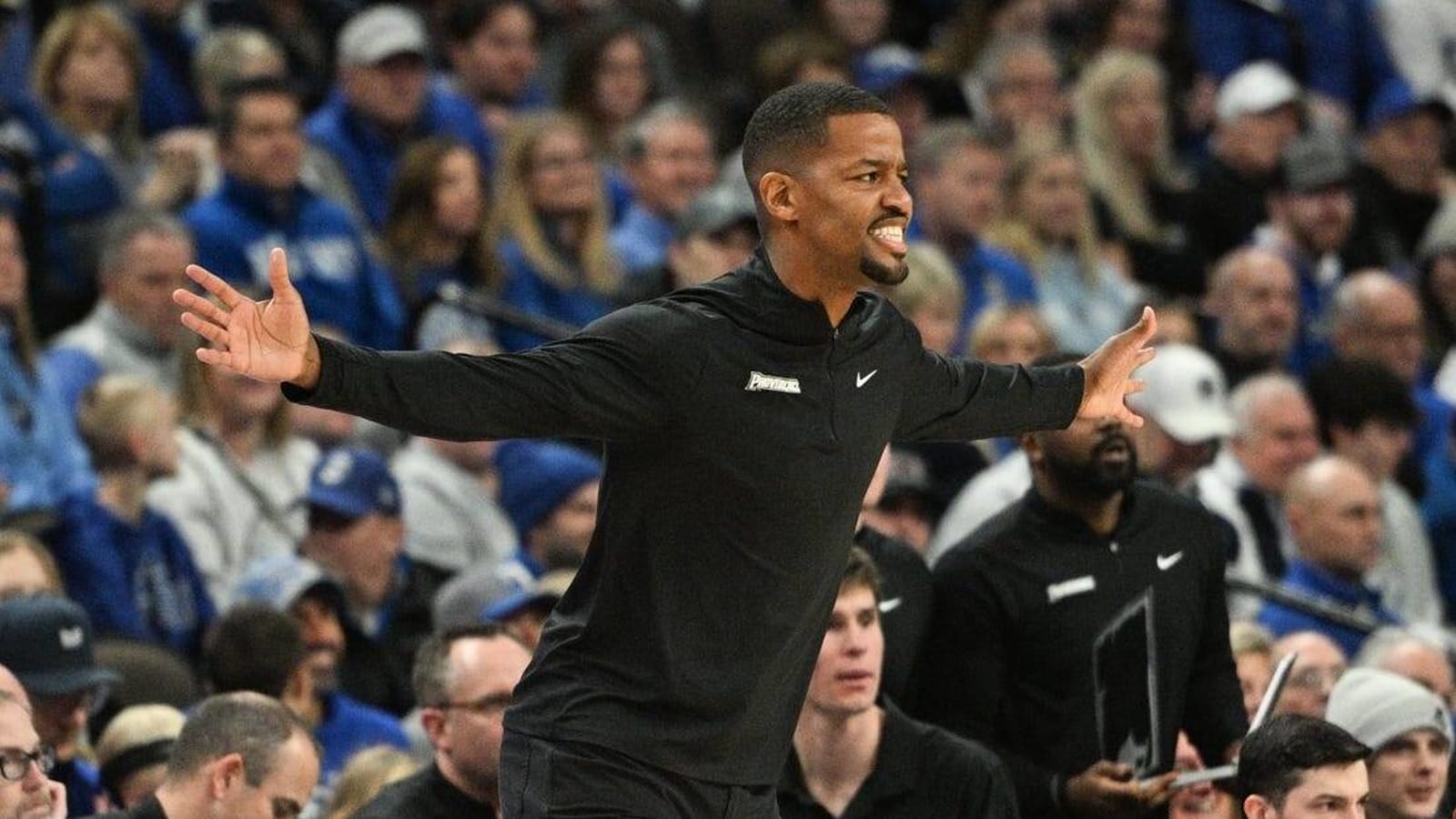 Five-star C Oswin Erhunmwunse commits to Providence, reclassifies