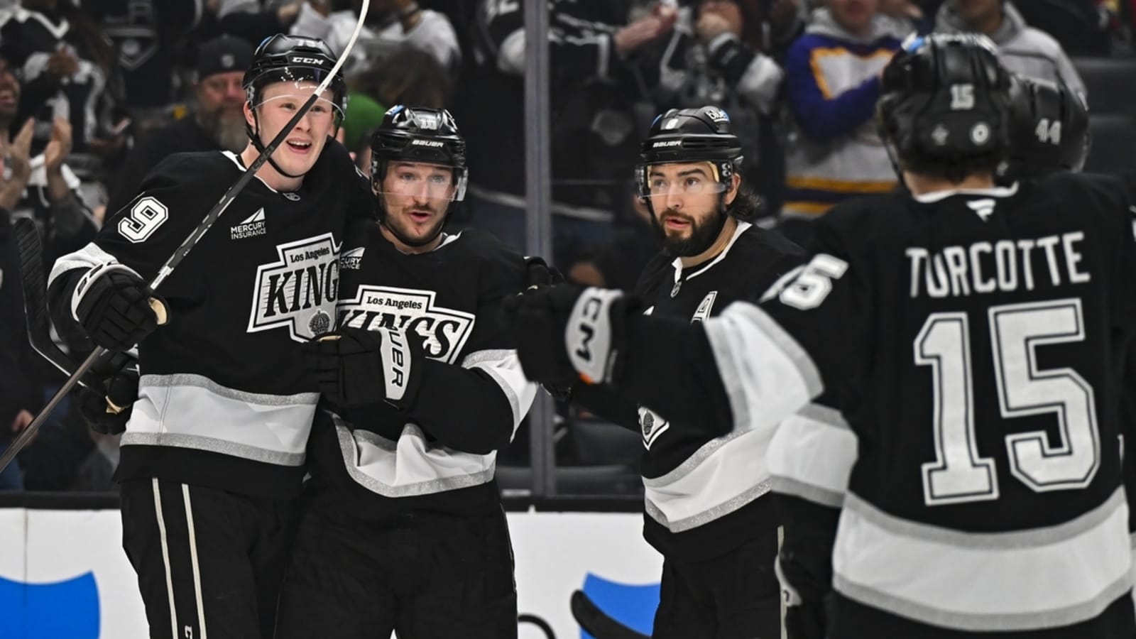 NHL roundup: Kings roll 7-2, halt Hurricanes&#39; win streak