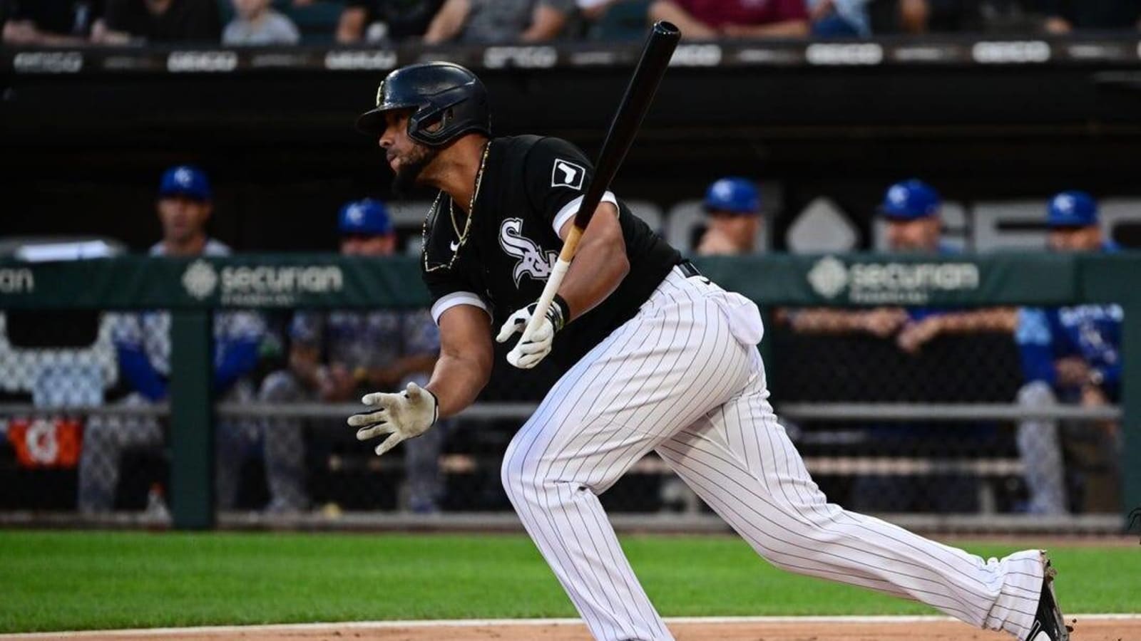 Eloy Jimenez drives in four as White Sox rout Royals