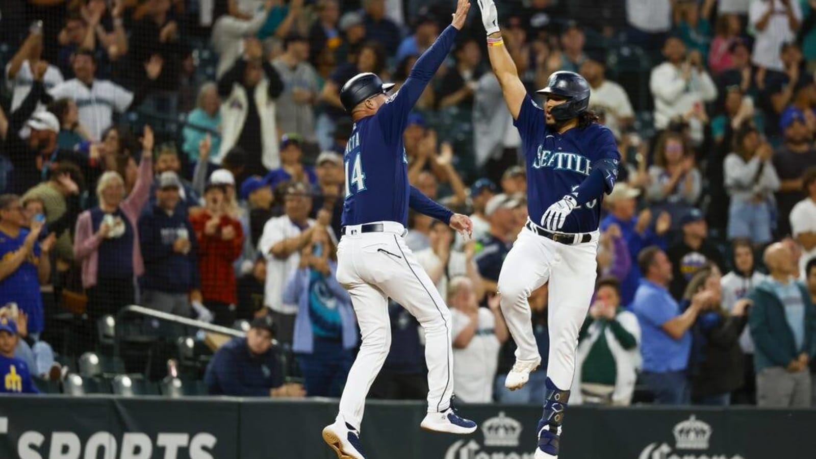 Mariners aim to build on series-opening win vs. Twins