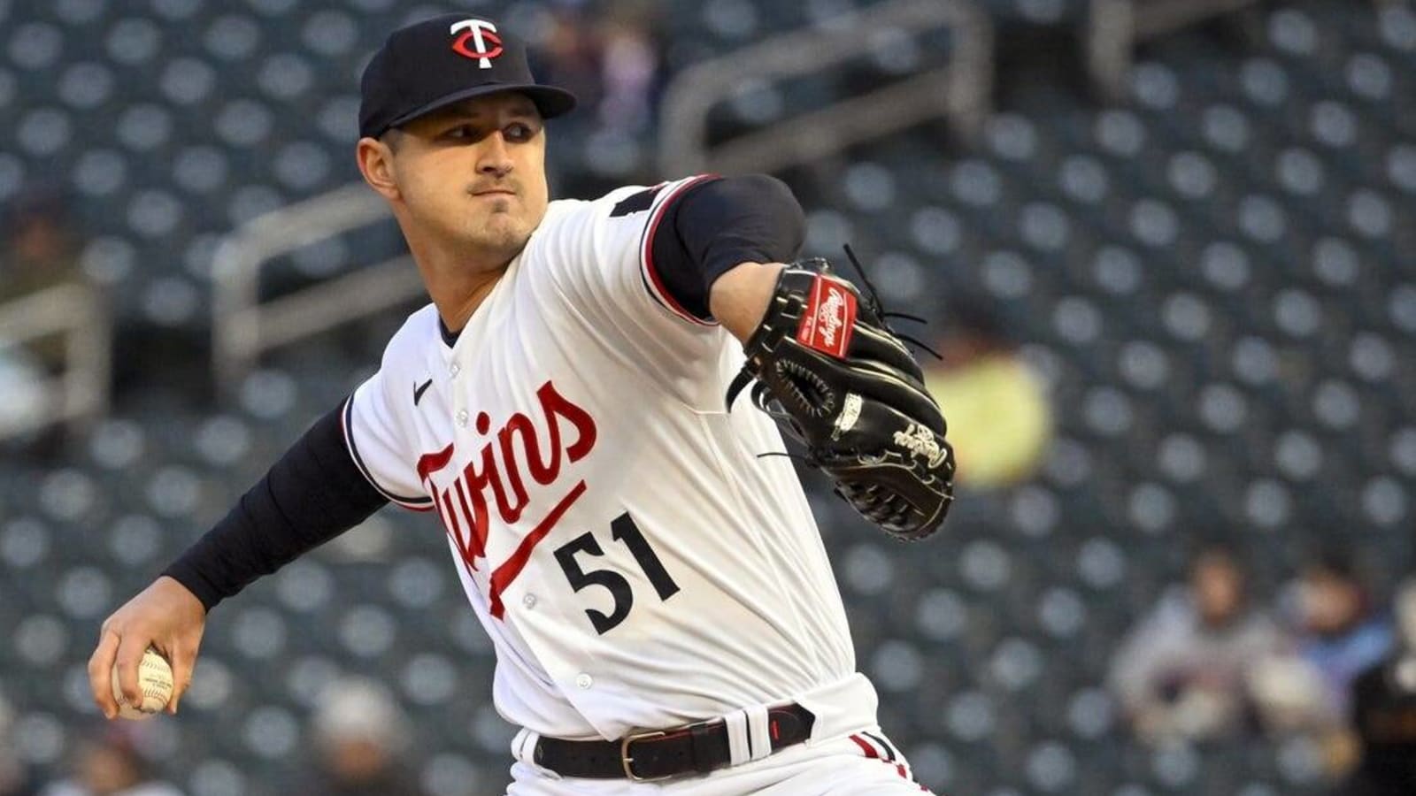 Twins put Tyler Mahle on IL, recall Louie Varland to start Wednesday