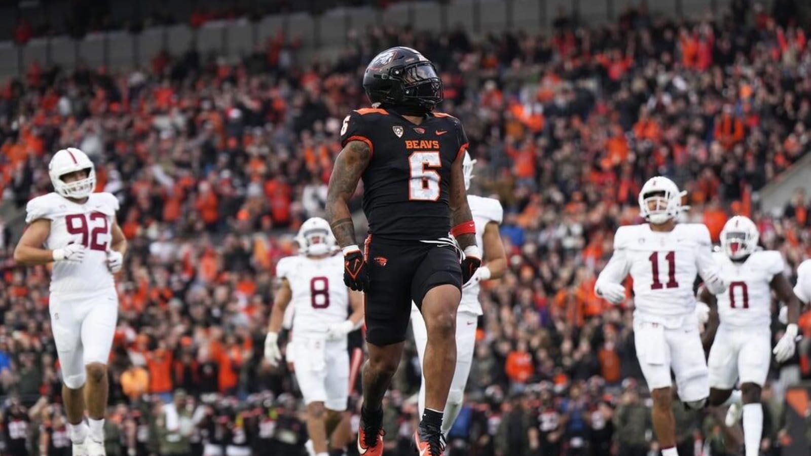 Oregon State&#39;s Damien Martinez out of bowl game after arrest