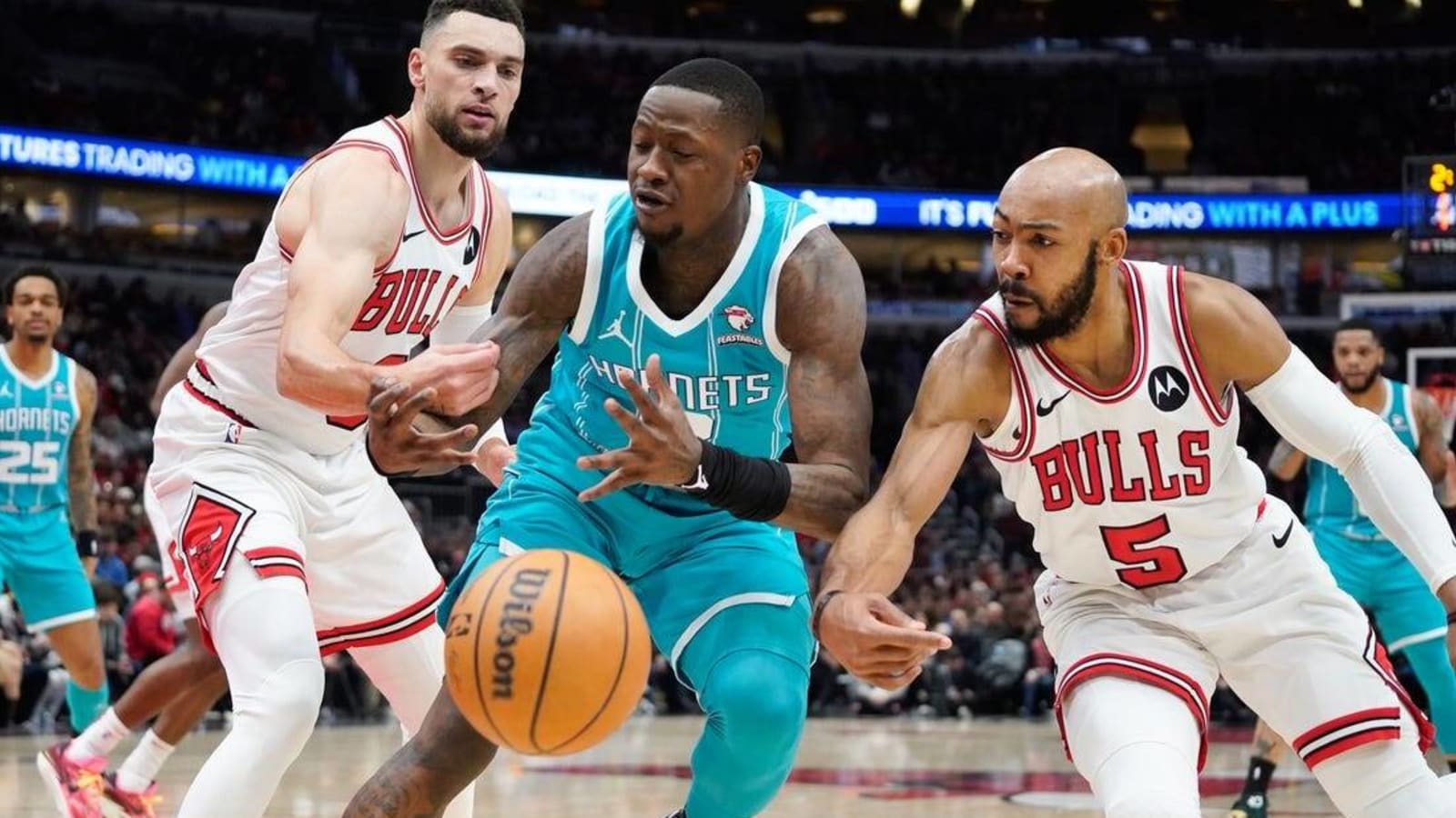 Hornets, Bulls collide in clash of struggling teams