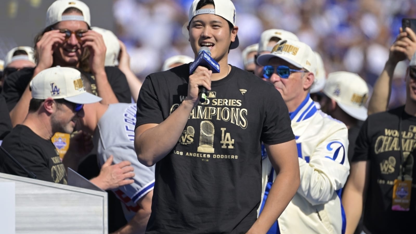 Shohei Ohtani has arthroscopic surgery on non-throwing shoulder