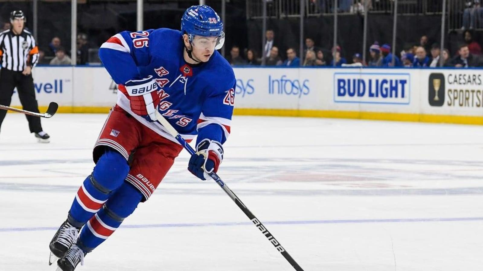 Rangers&#39; Jimmy Vesey agrees to 2-year extension