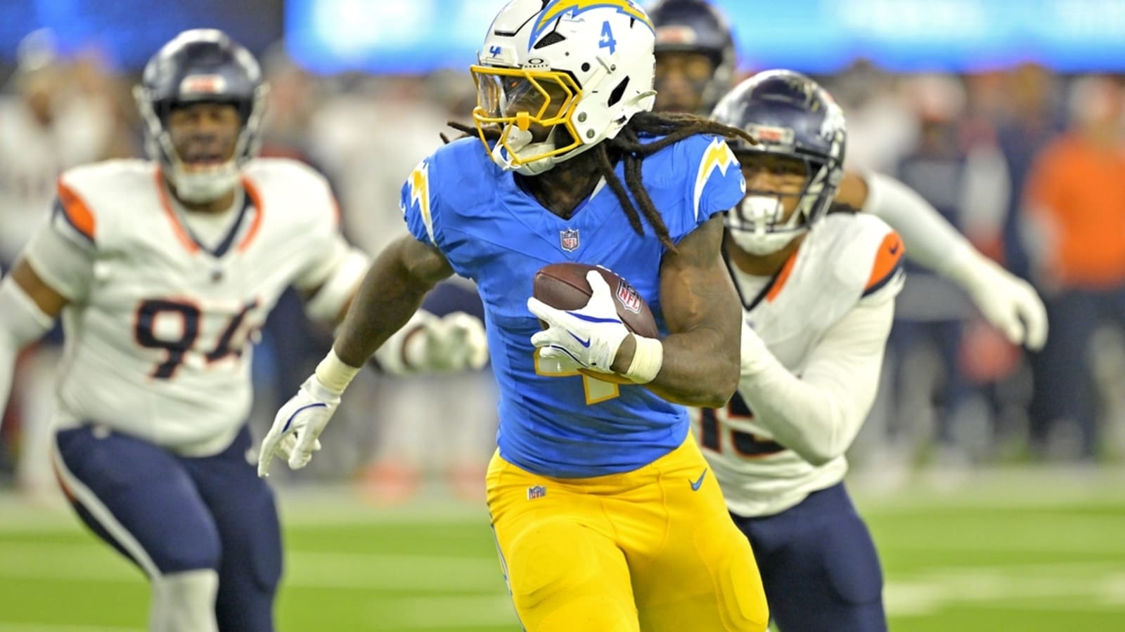 Reports: Chargers set to release RB Gus Edwards