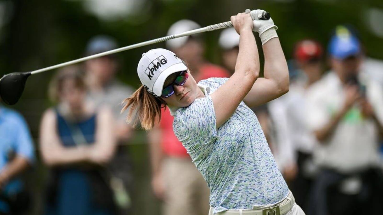 Final round of Women&#39;s PGA delayed by inclement weather