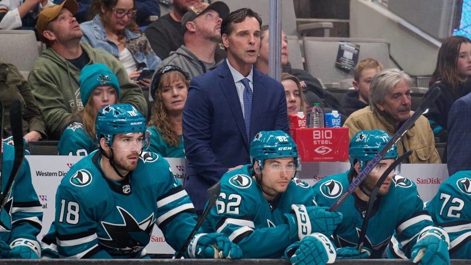 With new player on board, Sharks seek success vs. Avs