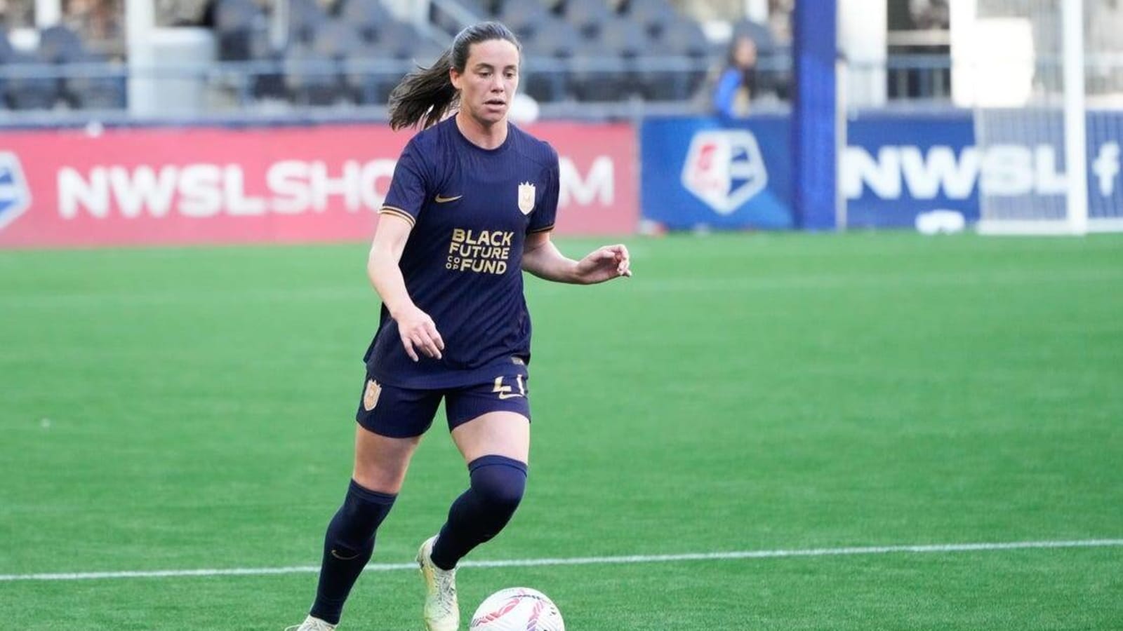 Reign extend D Phoebe McClernon through 2026
